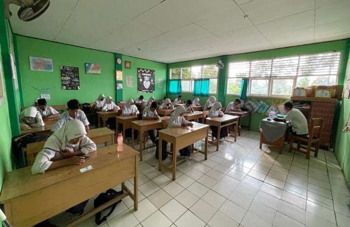 MTsN 1 Bogor Mengadakan Asesmen Madrasah Berbasis Android